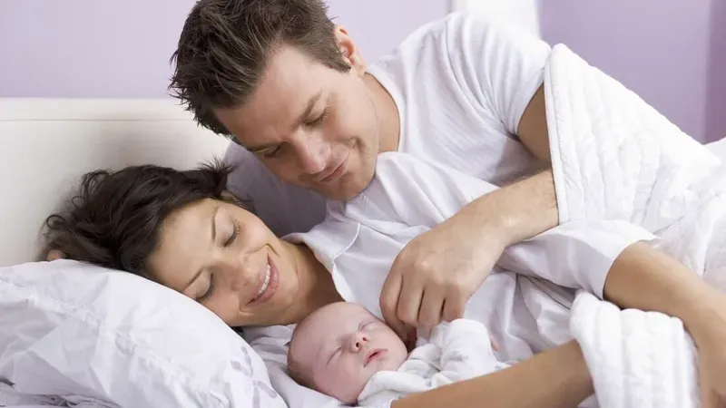 Không chỉ em bé sơ sinh cần được quan tâm mà mẹ bỉm cũng cần được chăm sóc